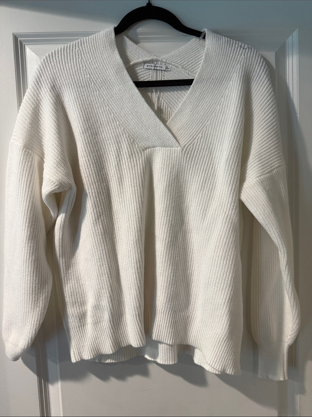 Staccato Cream Ribbed V-Neck Sweater